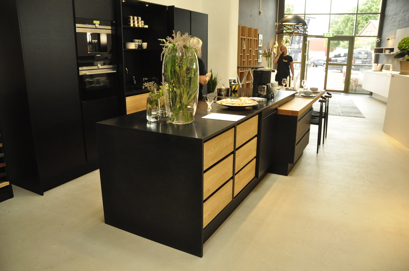 corian_deep_night_sky